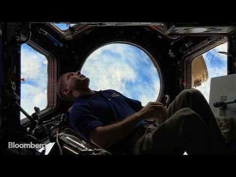 There&#039;s a New Space Race, and Tourism&#039;s the Next Frontier